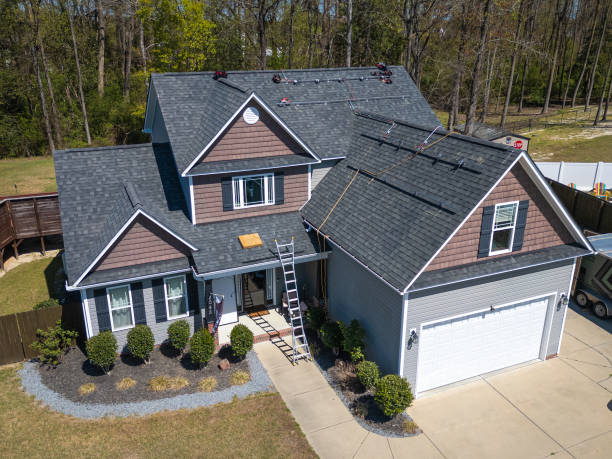Best Commercial Roofing Services  in Hamilton, OH
